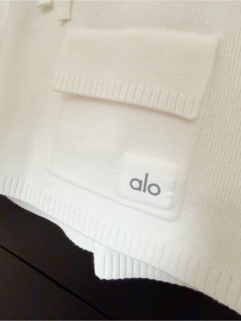 ALO Yoga Ivory Scholar Knit Cargo Skirt - Picture 7 of 8